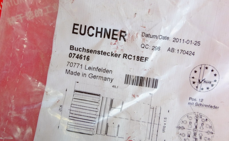 Euchner 074616 EUCHNERM23 Rund stecker RC18EF Gerade