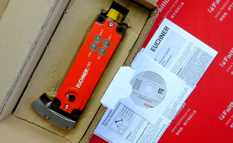 Euchner 162555 EUCHNERCET-AR kontaktlose Sicherheits schalter CET4-AR-CRA-AH-50X-SG-C2355-162555 M12 Stecker
