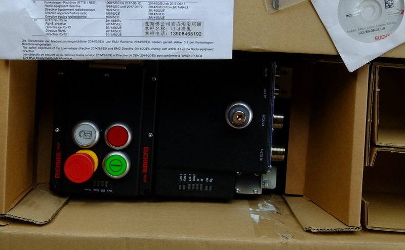 Euchner 136429 EUCHNER Verriegelung paket MGB-L1HEB-PNA-R-136429, Federkraft verriegelung, ausgestattet mit 5 Steuergeräten, 7/8 "-und M12-Stecker