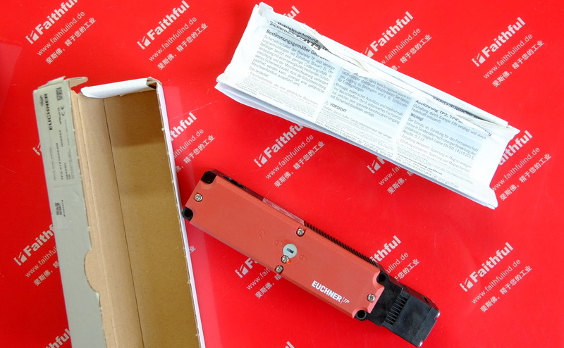 Euchner 084260 EUCHNER Sicherheits schalter TP3-4121K024M der TP-Serie mit Tür überwachungs kontakten ermöglicht Überhub in Vertikal richtung