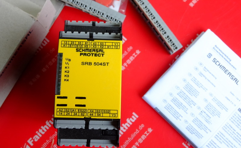 Schmersal 101190714 SCHMERSAL Sicherheits relais modul SRB504ST