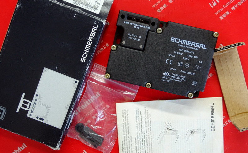 Schmersal 101143707 SCHMERSAL Batterie Sicherheits schloss AZM 161SK-33RKA-024-M16