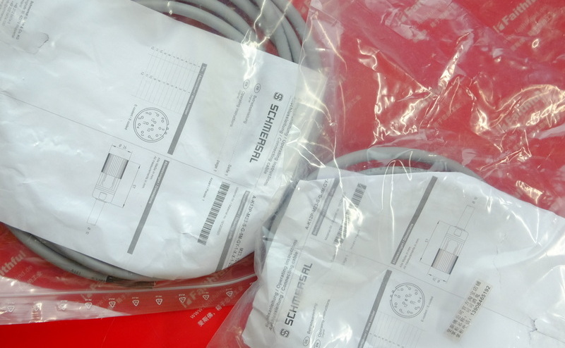 Schmersal 101208520 SCHMERSAL Vor verdrahtung kabel A-K12P-M23-S-G-5M-GY-1-X-X-1-2568/2965