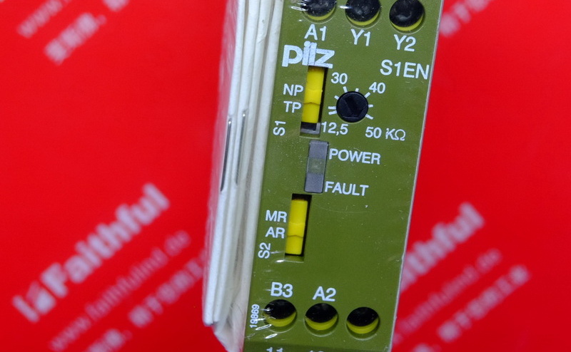 Pilz 884100 PILZ neues Sicherheits relais modul S1EN 50KOhm 24-240VAC/DC