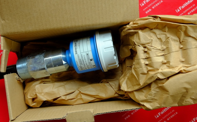 E H FTI55-AAA1RG142A1A ENDRESS HAUSER Kapazitiver Füllstand schalter Endress Hauser L = 500mm FEI54