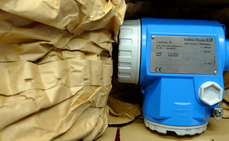 E H FMI51-A1BGGJA5A1A ENDRESS HAUSER Kondensator Füllstand messer Endress Hauser L = 2000mm FEI50H