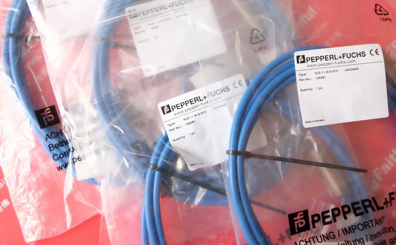 P F 106381 PEPPERL FUCHS Induktive Sensor NJ2-11-N-G-910 Pepperl Fuchs