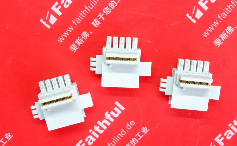 Phoenix Contact 2713722 PHOENIX CONTACTDIN Bus-Schienen verbinder ME 22,5 TBUS 1,5/ 5-ST-3,81 KMGY