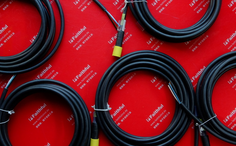 Phoenix Contact 1408825 PHOENIX CONTACT Stromkabel SAC-4P- 5,0-PUR/M12FST